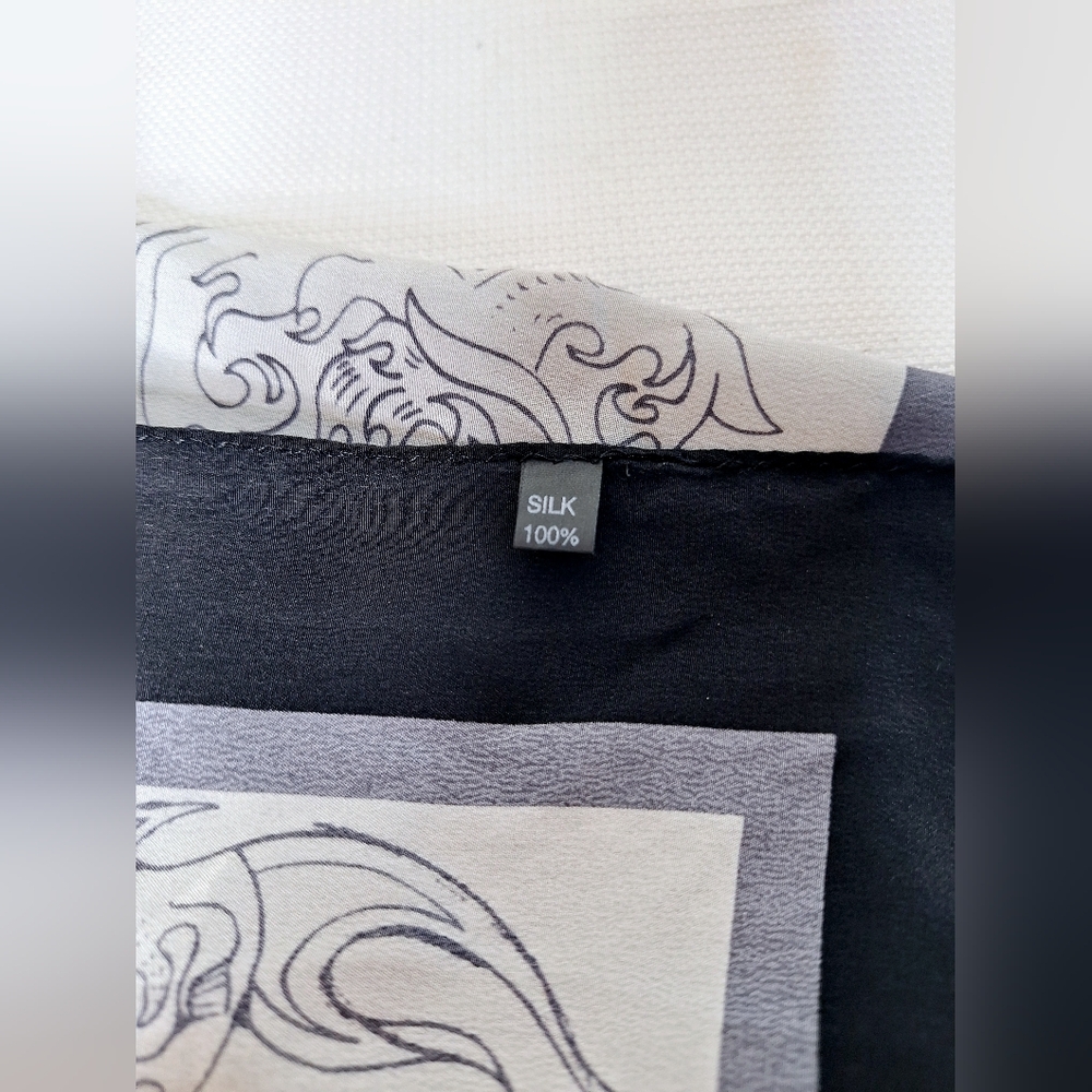 Harley-Davidson"The Biker Beauty In Silk"100% silk,biker core scarf,bonus shirt. - Picture 3 of 11